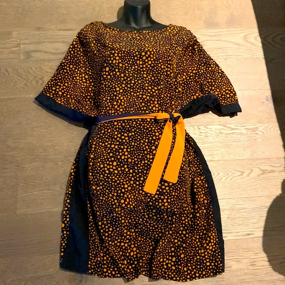 Zara animal printed dress with sash. Size large - Picture 3 of 8